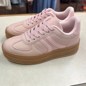 Pink Girl’s Sneakers size 2